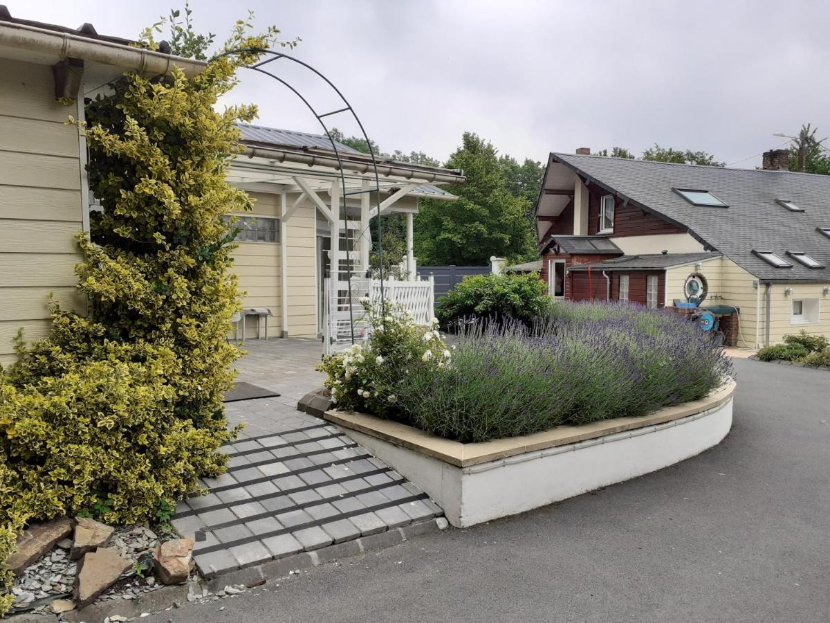 Relais Des Tourterelles Bed & Breakfast La Neuville-aux-Joutes Eksteriør bilde