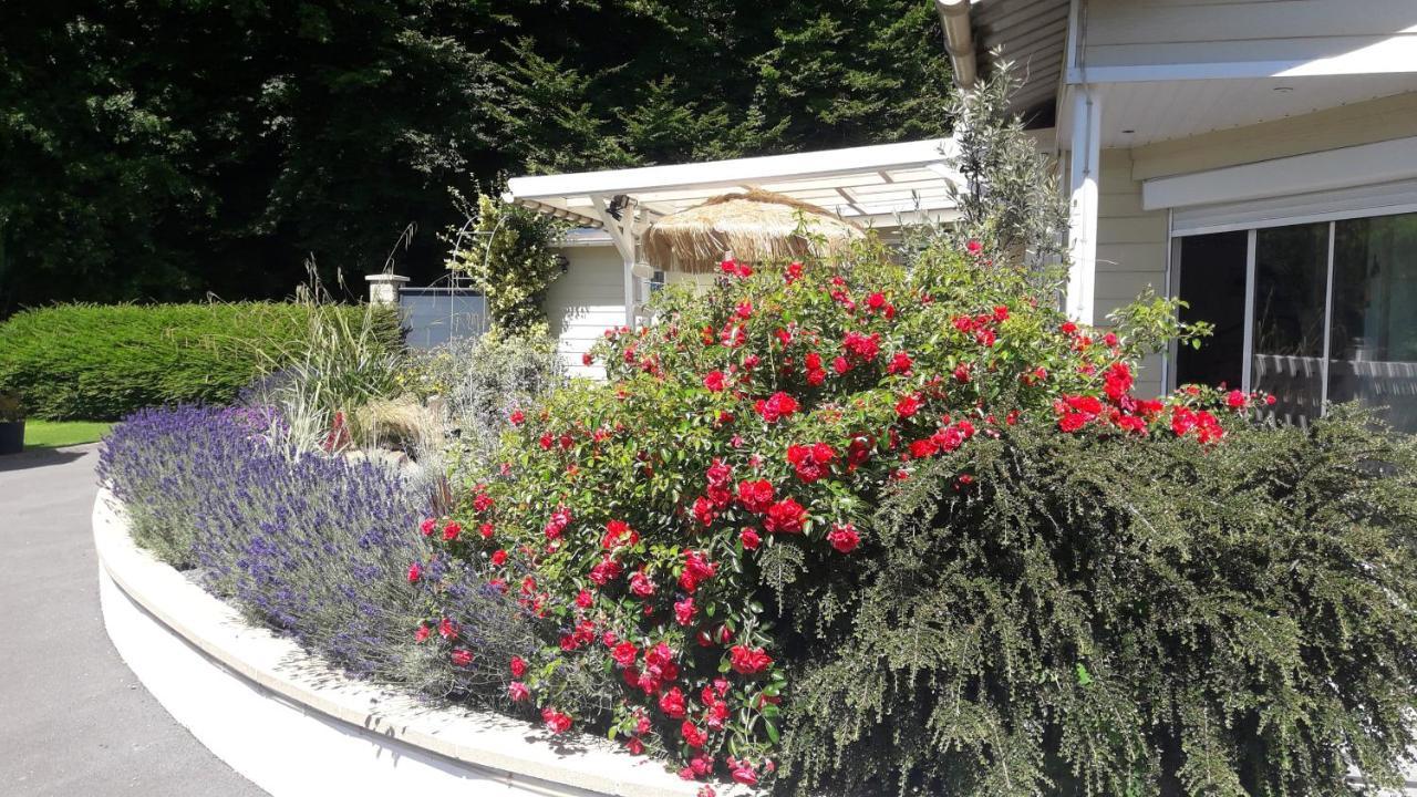Relais Des Tourterelles Bed & Breakfast La Neuville-aux-Joutes Eksteriør bilde